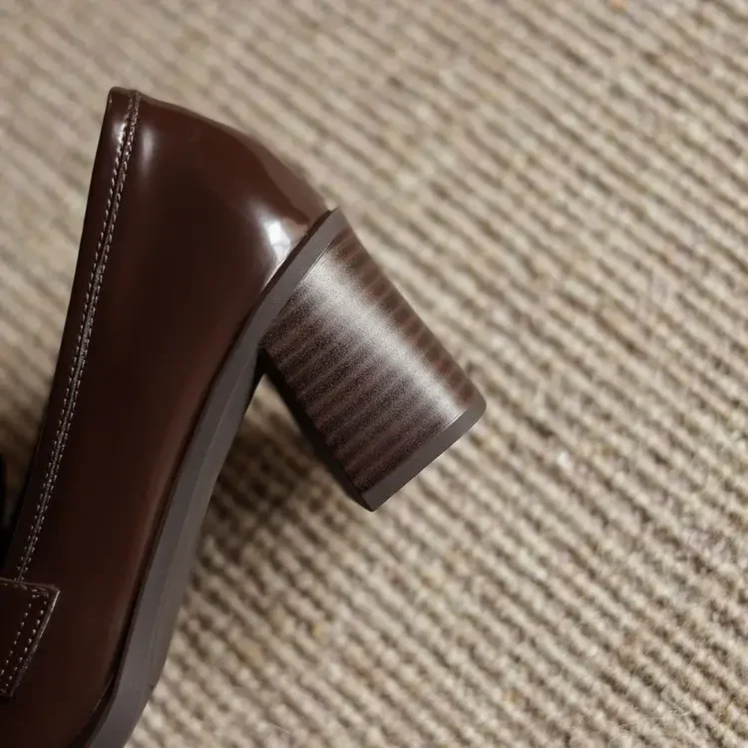 Décolleté Dorothy stile mocassino