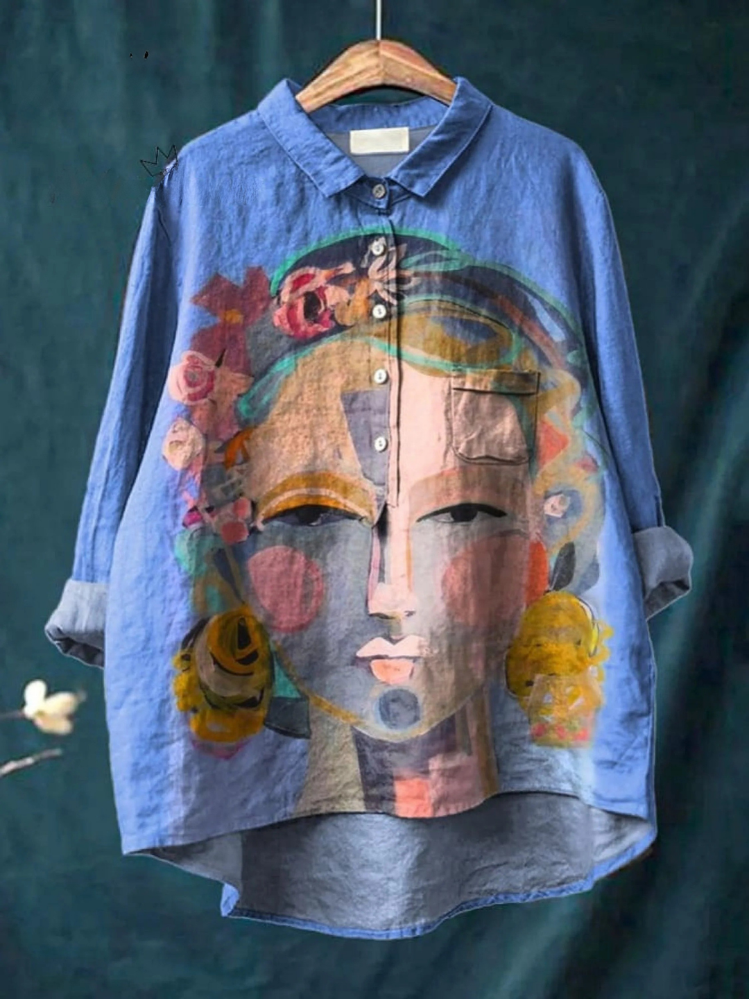 Lola | T-Shirt Casual con Ritratto di Frida in Stampa a Olio