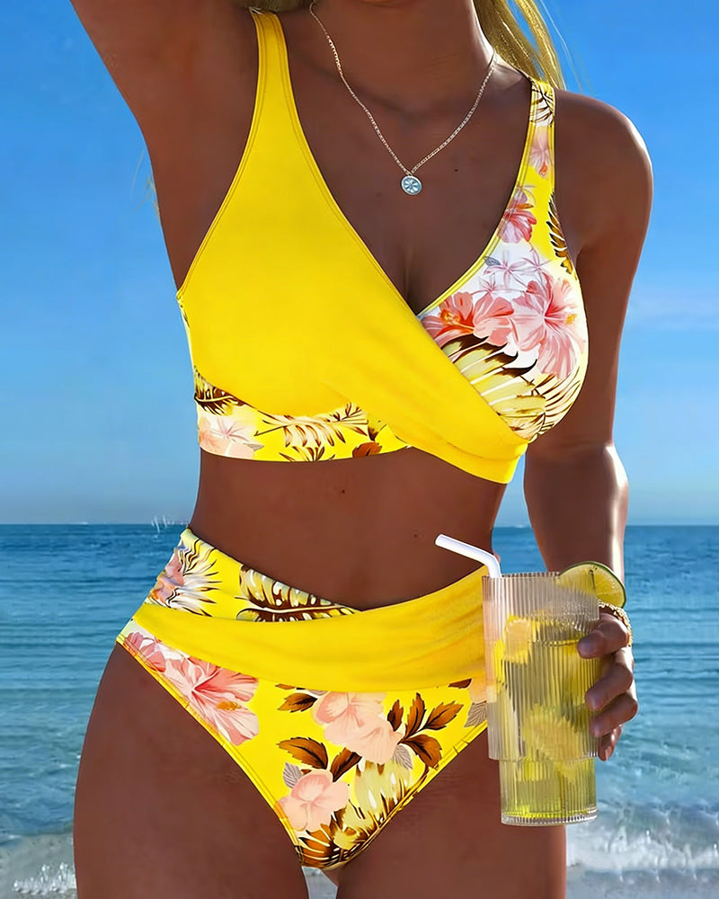 Eleonora | Bikini con Fantasia Floreale a Contrasto e Spacco