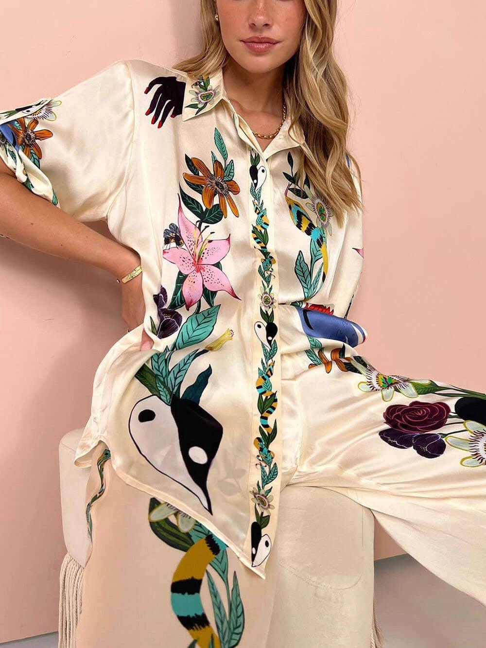Olimpia | Completo camicia e pantaloni in satin con stampa unica, stile Resort