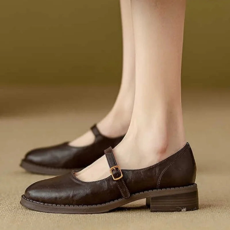 Mary Jane dal comfort classico realizzate in pelle