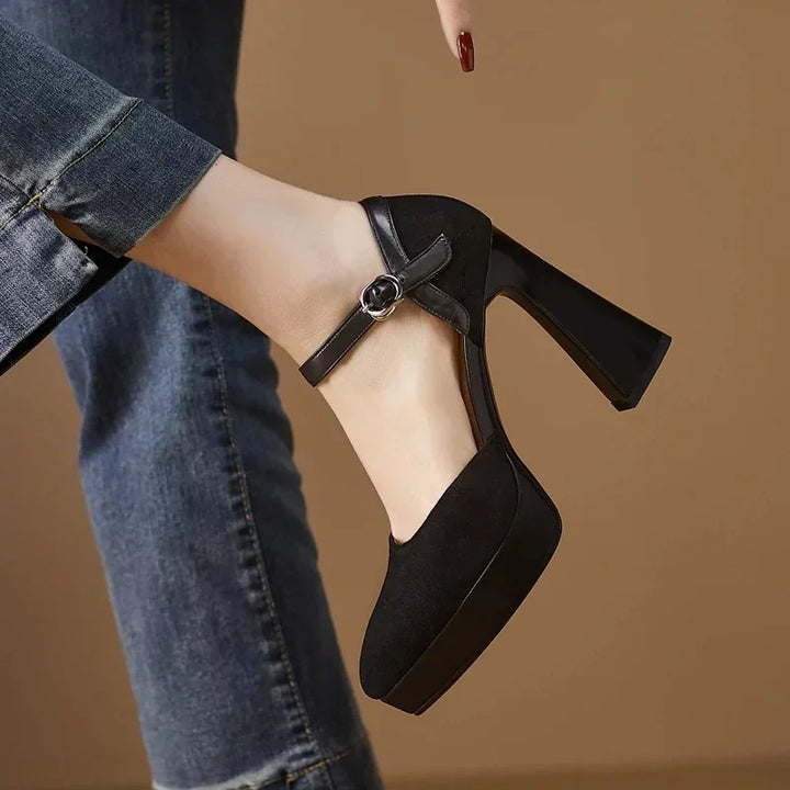Décolleté eleganti Celeste
