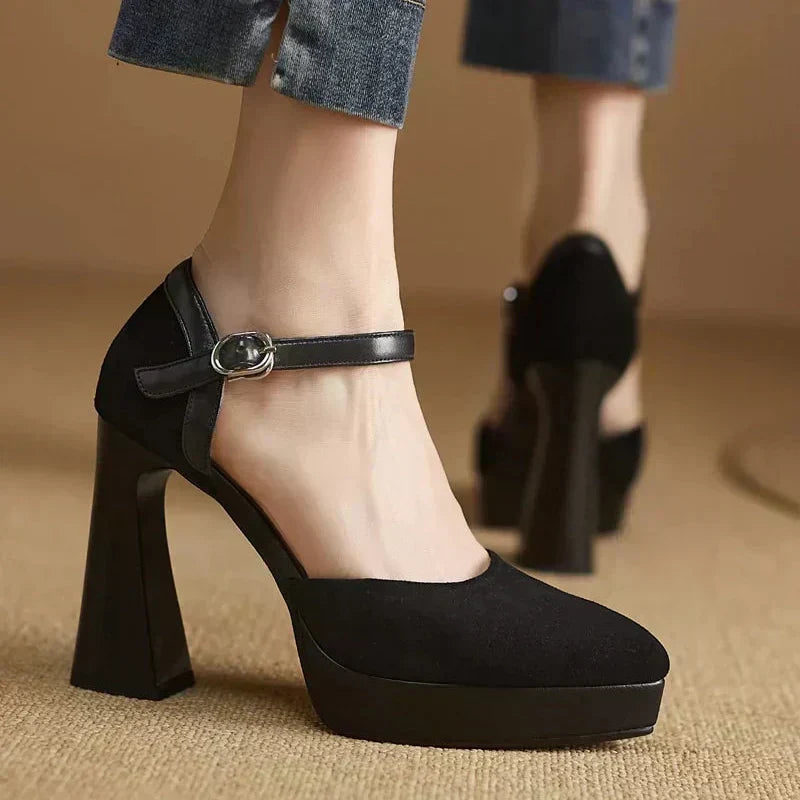 Décolleté eleganti Celeste