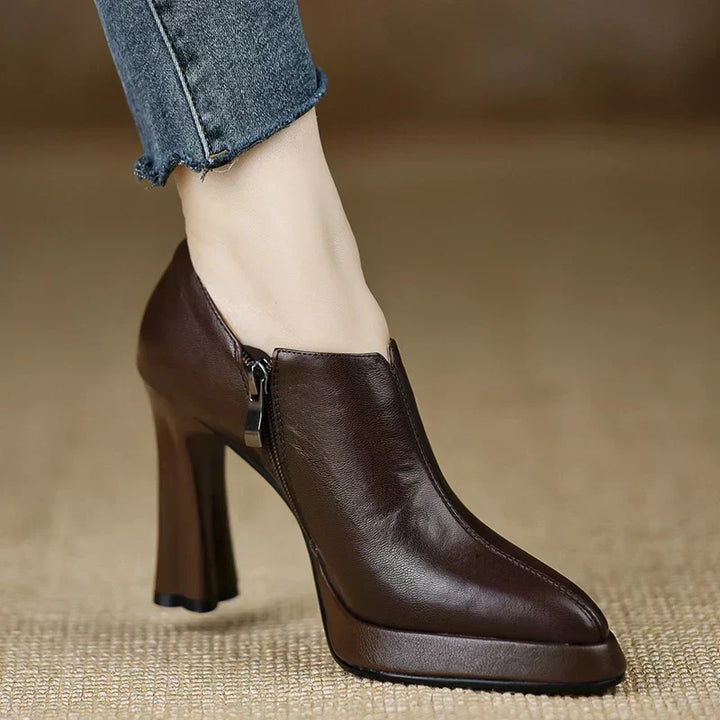 Décolleté alla moda Carina