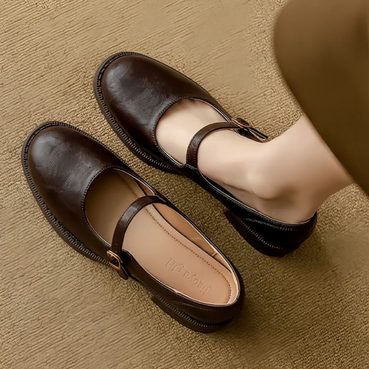 Mary Jane dal comfort classico realizzate in pelle