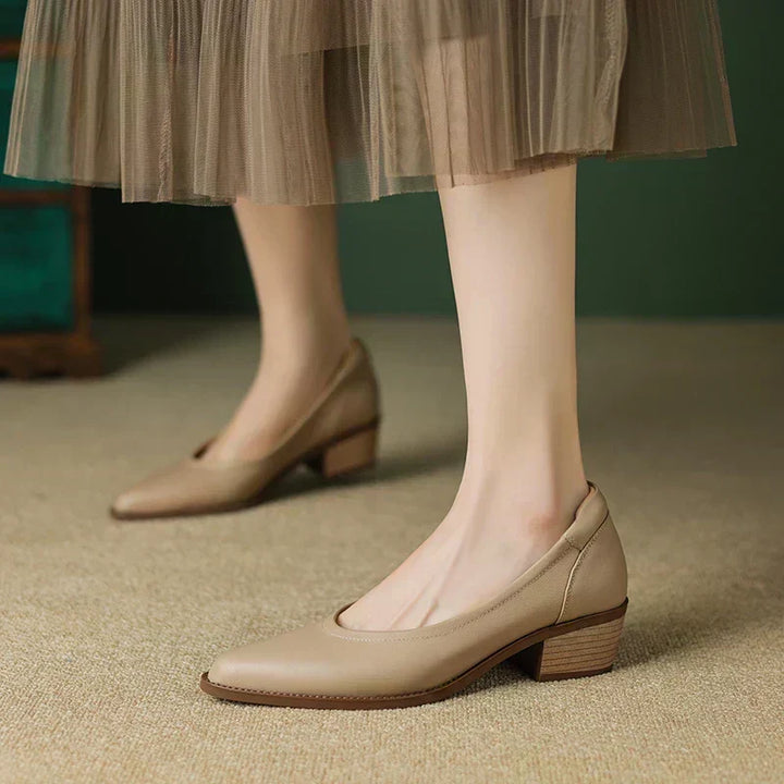 Scarpe Novalisse con tacco medio
