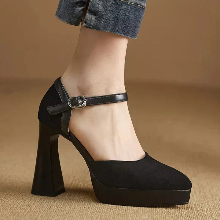 Décolleté eleganti Celeste