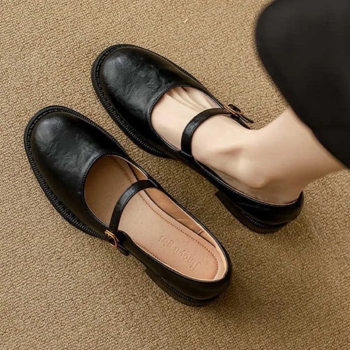 Mary Jane dal comfort classico realizzate in pelle