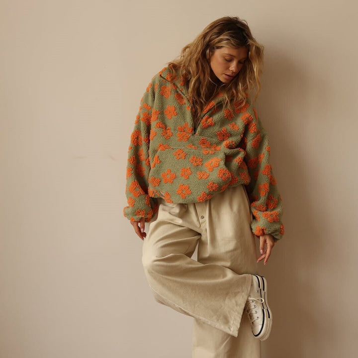 Valeria | Maglione in pile teddy con motivo floreale
